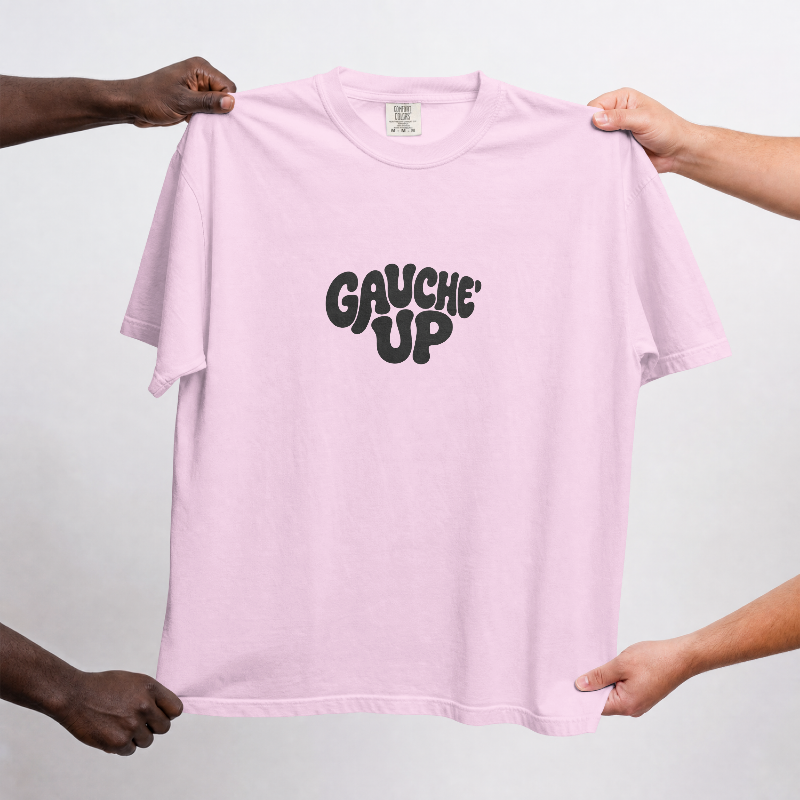 T-shirt rose « Bismillah, c'est les ténèbres ! » édition limitée – Gauche'Up, photo 3